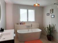 FAROU ASTRID - AAMZER ARCHITECTURE